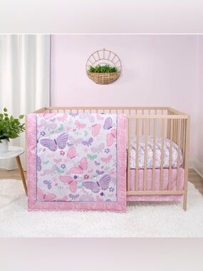 The Peanutshell 3-Piece Baby Crib Bedding Set for Girls